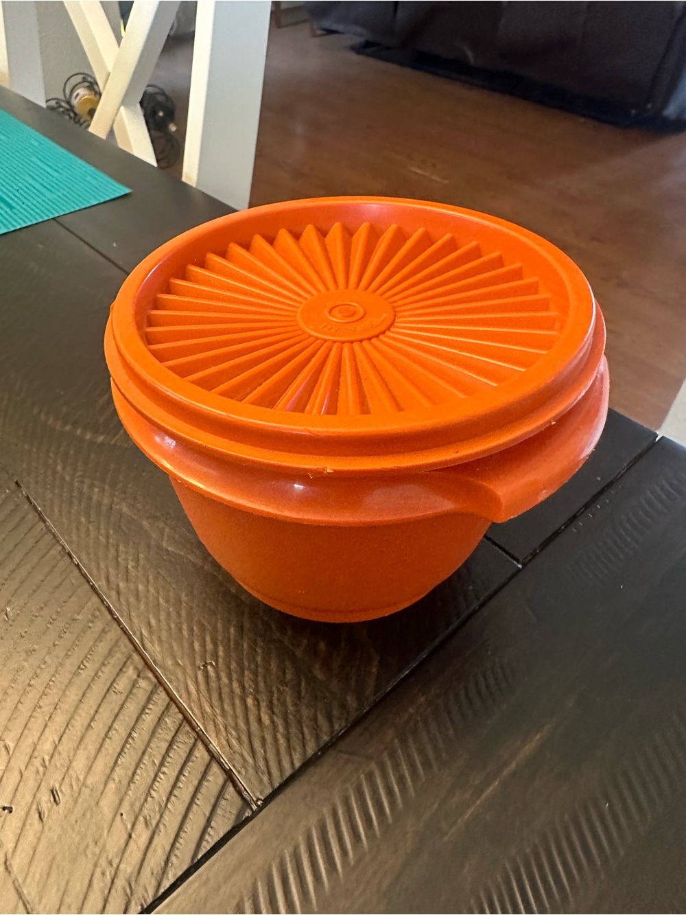 Tupperware Orange Round Plastic Food Storage Container with Sunburst Lid